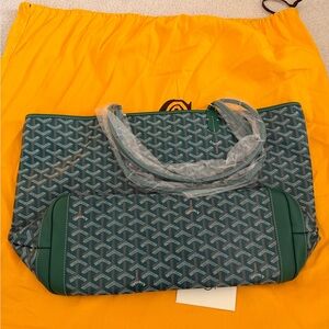 Brand New Goyard Artois MM in green tote bag